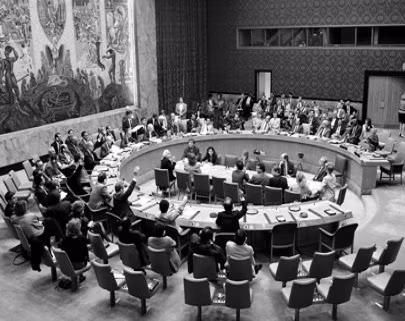 Members of Security Council Vote on Palestine’s Participation  The members of the Security Council vote in favour of permitting the observer for Palestine to participate in the Council’s discussion on the current situation in the occupied Palestinian territory. 05 October 1990. UN Photo.